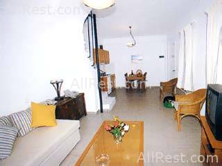 Pantheon Villas 34